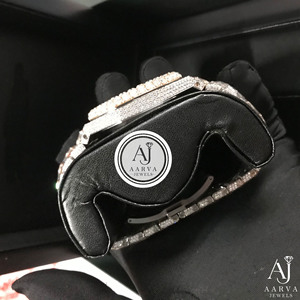 Montre mécanique automatique avec réserve de marche, bracelet en cristal de luxe, cadran rond, idéale pour cadeau et présentation - Product Image 4