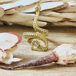 Anillos de Serpiente de Último Diseño 2026, Joyería Boho de Latón para Mujer, Anillo Gótico Chapado en Oro de 18k con Diseño de Animal, Venta al por Mayor/OEM/ODM - Product Image 5