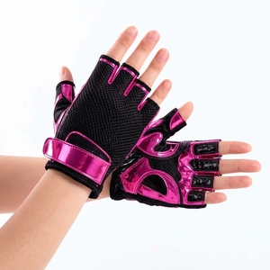 Guantes adhesivos para pole dance para mujer, brindan un agarre firme, comodidad suave, movimiento flexible y un accesorio práctico para clases de pole dance. - Product Image 1