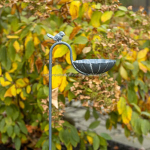 Bain d'oiseaux extérieur contemporain en métal, bassin d'eau décoratif moderne en fer pour oiseaux, finition premium élégante - Product Image 2