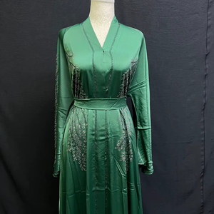 2026 Beautiful Dubai abaya Traditional Islamic Women's Saudi Arabian Abaya Spring Polyester Breathable Ankle Length Muslim Wear - Product Image 1