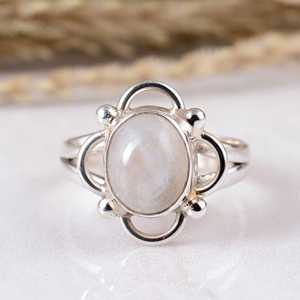 Handmade 925 Sterling Silver <b>Rainbow</b> Moonstone Ring Natural Oval Blue Flash Wedding Engagement Band Heart Filigree Boho Hippie - Product Image 1