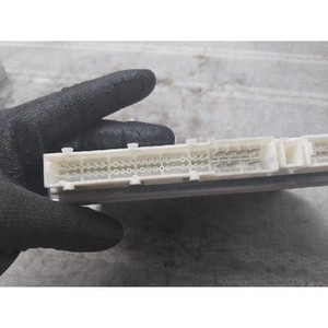 โมดูลควบคุมระบบกันสะเทือนแบบถุงลม S-class มือสอง OEM 2205454132 - Product Image 5