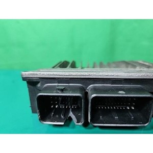 ECUs y Módulos de Computación Usados de Carnival 391014X820 - Product Image 3