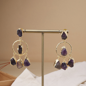 Boucles d'oreilles pendantes géométriques en améthyste plaquées or, style bohème, bijoux fantaisie pour femme, idéales pour les soirées - Product Image 1