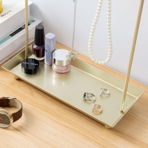 Présentoir à bijoux de luxe en métal avec plateau organisateur multi-crochets pour colliers – Solution de rangement élégante et peu encombrante pour coiffeuse - Product Image 2