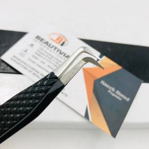 Pince à épiler d'extension de cils en acier inoxydable avec logo personnalisé en gros outil professionnel avec pointe en fibre de petite quantité minimale de commande - Product Image 6