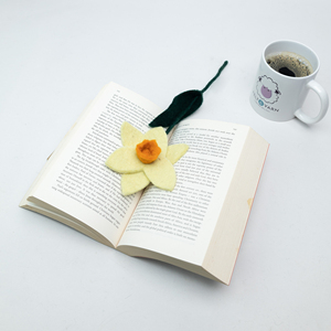 Felt Yarn Handmade Felt Daffodil Bouquet Bulk Wholesale Large Artificial Spring Flowers Single Stem <b>Oil</b> <b>Diffuser</b> - Product Image 3