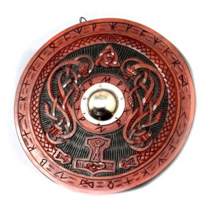 Bouclier Viking en bois artisanal de forme ronde, design nordique, pour accessoires de costume et décoration murale - Product Image 6