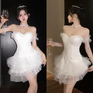 Robe de <span class=keywords><strong>demoiselle</strong></span> d'honneur blanche à taille haute pour femmes, sans bretelles, courte, en maille moelleuse avec tissu bronzant pour les mariages et les fêtes - Product Image 3