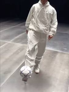 Nuevo Conjunto Deportivo Impermeable y Cortavientos, Estilo Holgado, Chaqueta y Pantalón de Nylon Liso, Reflectante, para Hombre - Product Image 3