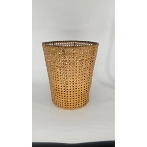 Soporte de lujo para macetas de ratán, ideal para decoración de plantas en mesas, estantes y esquinas en hogares modernos. Venta al por mayor desde India. - Product Image 2