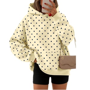 Sudadera con capucha para mujer, personalizada, 100% algodón piqué, 220 GSM, manga corta, color liso, con bordado en el pecho, proveedor informal de Bangladesh - Product Image 5