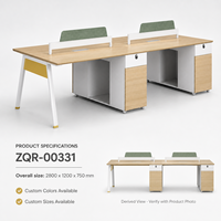 Bureau de travail moderne pour 4 personnes avec armoires de rangement et séparateurs verts, 2800 mm, aspect chêne