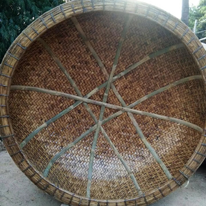 Bateau Coracle Rond en Bambou Vietnamien Fait Main, Artisanat en Osier pour Usage Fluvial et Maritime, Taille 200cm, Meilleur Prix pour la Vente en Gros - Product Image 1