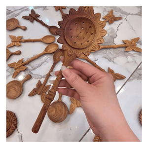 Cuchara de madera hecha a mano con material de madera dura lisa para mezclar, cocinar y servir platos, producto artesanal de Vietnam. - Product Image 3