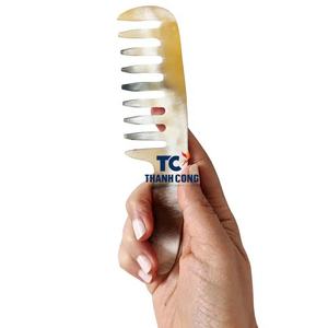 El mejor peine de cuerno natural: promueve la salud del cuero cabelludo y mejora la textura del cabello, la herramienta perfecta para el cuidado diario. - Product Image 4