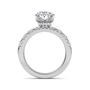 Impresionante Anillo de Compromiso de Oro Rosa de 10K con Diamantes Cultivados en Laboratorio de Corte Oval y Redondo, 3.66 CTW, Joyería Fina de Lujo para Novias - Product Image 4