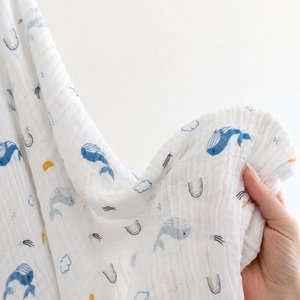 Tissu en mousseline double couche froissé en coton de bambou de qualité supérieure, imprimé de motifs de dessins animés mignons, toucher doux, pour vêtements et literie pour bébés - Product Image 2