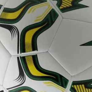 Ballon de football d'entraînement Ondra en cuir texturé, taille 5, 32 panneaux, conception personnalisée, fabriqué à la main, léger, durable, écologique - Product Image 4