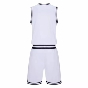 Conjunto de Uniforme de Baloncesto Unisex Negro con Estampado de Leopardo y Letras, Franjas Laterales Coloridas, Jersey sin Mangas con Cuello en V y Pantalones Cortos - Product Image 5