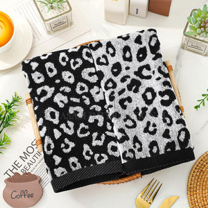 Accessoires de fitness en promotion : Serviette de sport légère à sublimation, faible MOQ - Product Image 4