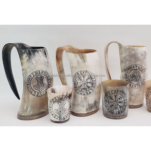 Tasse en corne de Viking naturelle tasse en corne à boire avec gravure de la meilleure qualité finition parfaite de l'Inde - Product Image 1