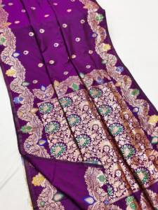 Sari Tradicional Indio de Seda Banarasi con Trabajo de Tejido Zari para Bodas y Eventos Festivos, Atuendo para Mujer - Product Image 1