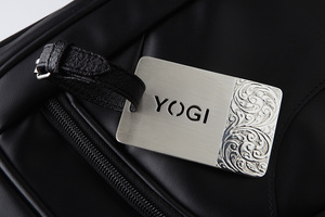 TRADITIONAL CUSTOMISABLE LUGGAGE <b>TAG</b> - Product Image 1