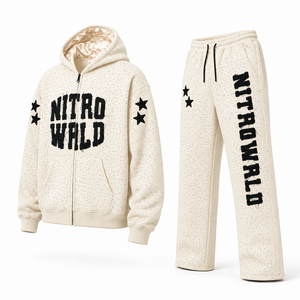 Survêtement streetwear premium pour homme, avec appliqué personnalisé effet vieilli, respirant, 100% coton, sweat à capuche zippé, taille élastique, pantalon large, design 2-en-1 - Product Image 1