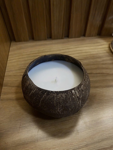 Velas de cáscara de coco natural, velas artesanales perfumadas de cera de soja para decoración del hogar, venta al por mayor, base de proveedores en Vietnam - Product Image 4