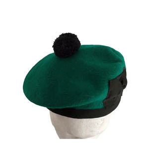 Gorro Balmoral Verde y Negro Liso con Pompón, Gorro de Lana Balmoral, Sombrero Tradicional de Piper, Sombrero Escocés al por Mayor - Product Image 6