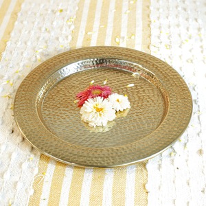 Plateau de service en métal de forme originale, plat décoratif en aluminium poli, plat à fruits pour la décoration de table de mariage ou de fête - Product Image 1