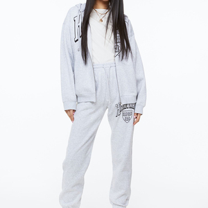 Nouvel arrivage : Ensemble de survêtement sport deux pièces grande taille avec crop top - Product Image 1