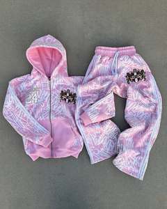 Conjunto de chándal con capucha para niños con estampado de grafiti rosa personalizado, mezcla de algodón premium, sudadera con capucha con cremallera y pantalones jogger, conjunto informal de ropa urbana. - Product Image 1