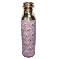 Bouteille d'eau en aluminium de style classique artisanal indien - Durable, décoration d'intérieur, compatible lave-vaisselle, poignée ergonomique, taille et logo personnalisables