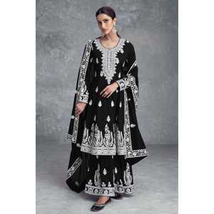 Magnifique ensemble de costume taille XL avec broderie de sequins multi-aiguilles - Product Image 3