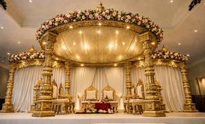 Mandap rond en bois de mariage design, magnifique mandap pour cérémonie de mariage indienne, mandap moderne pour mariage indien multiculturel, Canada - Product Image 2