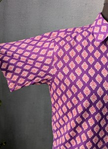 Camisa Casual de Manga Corta con Estampado Morado para Hombre, con Cuello Camisero, Tela de Algodón para Verano - Product Image 2