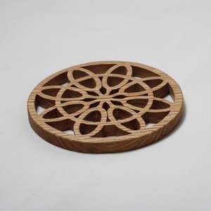 Posavasos Duraderos de MDF Grabados con Láser con Texturas Decorativas, Protección Decorativa para Mesa del Hogar para Uso Promocional - Product Image 1