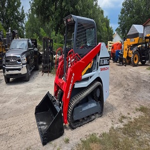 รถตักล้อยาง Takeuchi TL8R2 มืออาชีพ กำลังยกสูง เครื่องยนต์เชื่อถือได้ สภาพการทำงานเยี่ยม พร้อมใช้งาน - Product Image 4