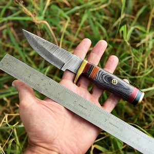 Couteau de chasse en acier Damas Nordic Forge avec étui, couteau de camping à lame pleine, manche en bois Pakka, qualité industrielle, OEM personnalisé - Product Image 3