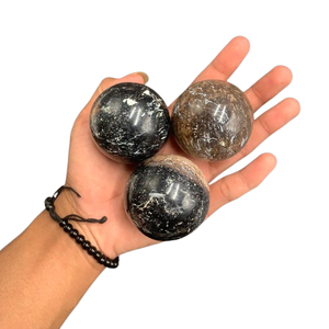 Esfera de Piedra Natural de Raíz de Palma de 3-5 cm, Bola de Cristal Decorativa Única para Decoración del Hogar - Product Image 1
