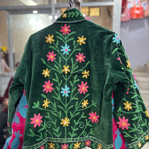 Chaqueta de algodón Suzani hecha a mano en India, chaqueta corta bordada a mano, abrigo unisex, chaqueta corta Suzani hecha a mano - Product Image 3
