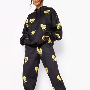Conjunto Deportivo para Mujer con Estampado de Corazones Negros, Sudadera con Capucha, Corte Holgado, Estilo Urbano, con Bolsillos Laterales, para Otoño - Product Image 5