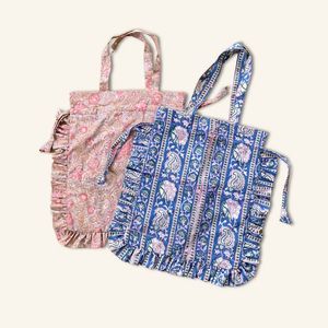 Pink Floral Print <b>Drawstring</b> Duffel <b>Bag</b> With Ruffles Casual Travel Backpack Portable Textile Design Weekender Duffle <b>Bag</b> <b>Large</b> - Product Image 5