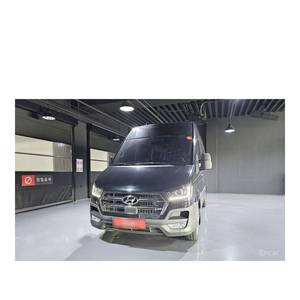 Hyundai Solati de 15 Plazas, Modelo Diciembre 2023, 25,958 km, Diésel, Transmisión Automática, Volante a la Izquierda, con Cámara Trasera - Product Image 3