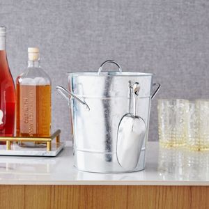 Seau à glace moderne en métal avec finition polie lisse, idéal pour refroidir le vin, le champagne, la bière, boisson durable - Product Image 6
