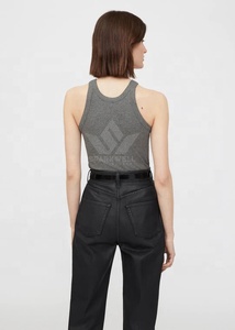 Débardeur tricoté noir pour homme, col rond, sans manches, couleur unie, respirant, léger, décontracté, pour la gym, le fitness, athlétique, coupe musclée - Product Image 3