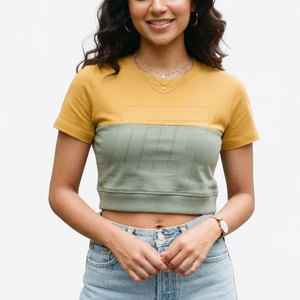 เสื้อยืดครอปท็อปอินเทรนด์สำหรับผู้หญิงความยาวสั้นสวมใส่สบายๆมีสไตล์แฟชั่นฤดูร้อนชุดสไตล์สตรีท - Product Image 3